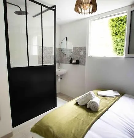 T2 Neuf Terrasse Apartment *
